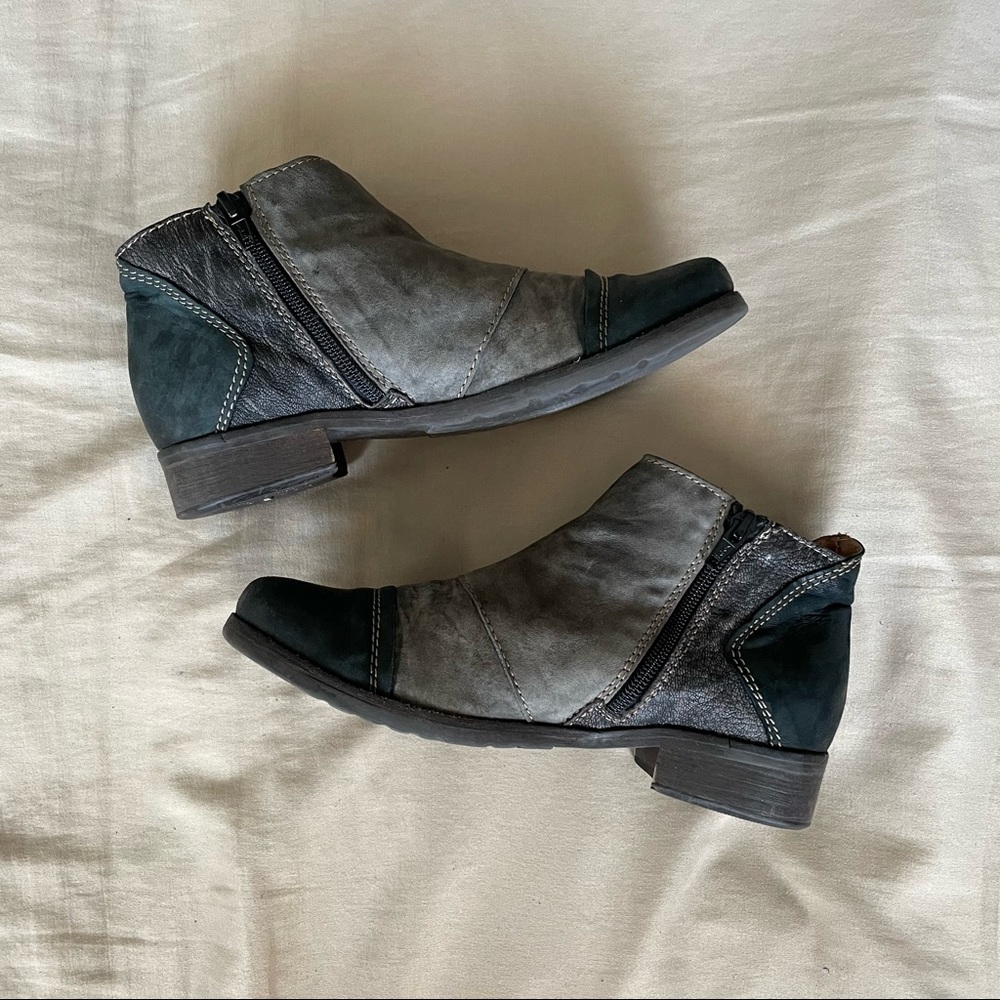 Retro Stitch Detail Booties